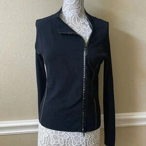 💙 Black zip up light coat